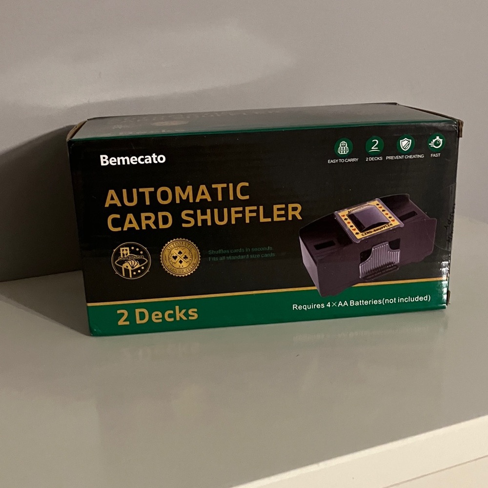 Bemecato Automatic Card Shuffler - Picture 1 of 4
